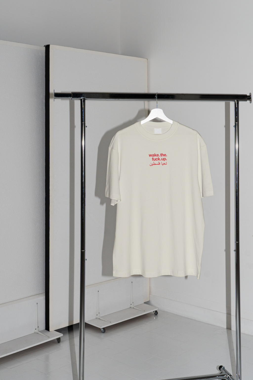 T-SHIRT 'WAKE THE FUCK UP' FREE PALESTINE